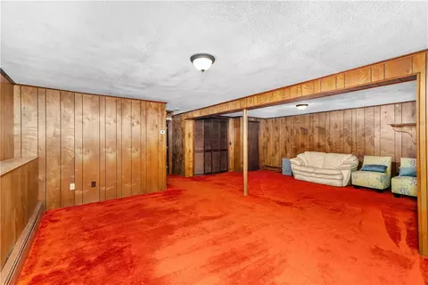 Living - 133 Sage Dr, Warwick, RI 02886 photo 8 of 8