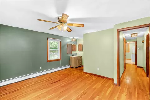 Bedroom - 133 Sage Dr, Warwick, RI 02886 photo 2 of 7