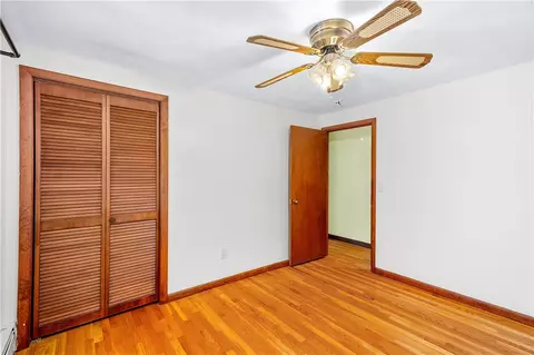 Bedroom - 133 Sage Dr, Warwick, RI 02886 photo 6 of 7