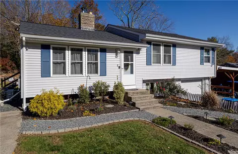 51 Orchard St, North Smithfield, RI 02896