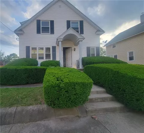 10 Standish Ave, Providence, RI 02908