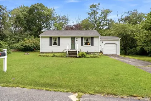 16 Ben Brown Ave, Hope, RI 02831