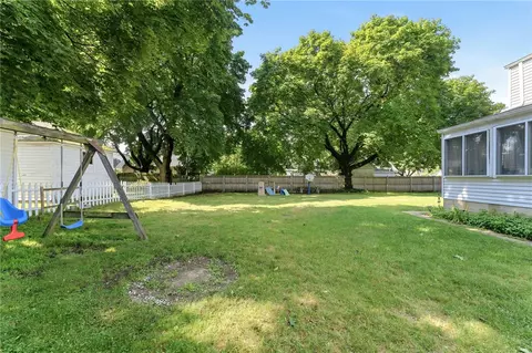 Exterior - 266 Morse Ave, Warwick, RI 02886 photo 5 of 9