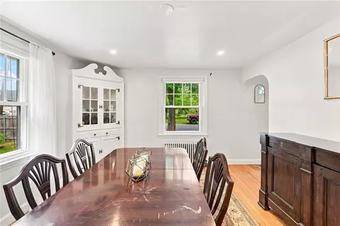Dining - 266 Morse Ave, Warwick, RI 02886 photo 2 of 2
