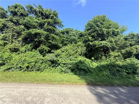 0 Narragansett Ave, Portsmouth, RI 02872