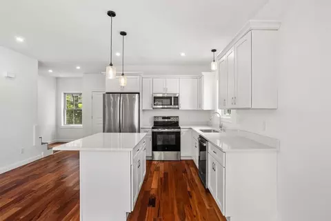 11 Stone St #A, Providence, RI 02904