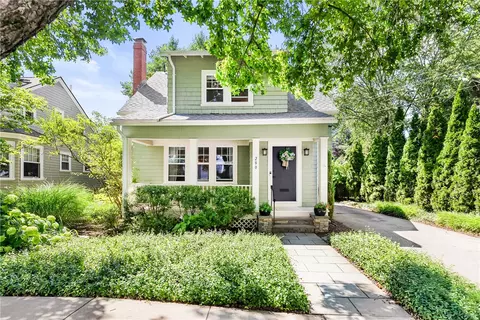 280 Cole Ave, Providence, RI 02906