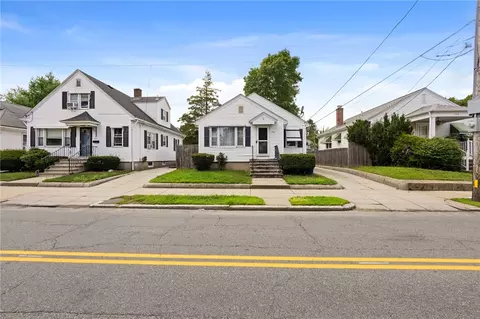 734 River Ave, Providence, RI 02908