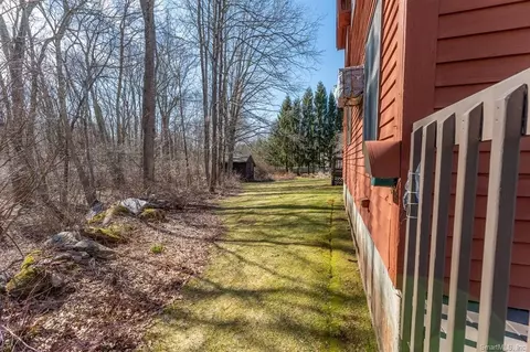41 Margaret Henry Rd, Killingly, CT 06239 photo 32