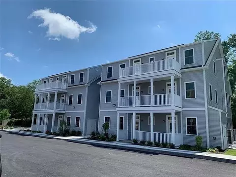 1535 Atwood Ave #202, Johnston, RI 02919