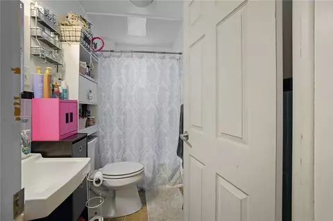 Bath - 55 Pleasant St, Westerly, RI 02891 photo 2 of 3