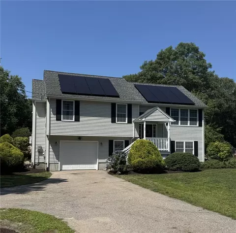 33 Charles Ave, Charlestown, RI 02813