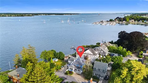 26 Fairview Ave, Cranston, RI 02905
