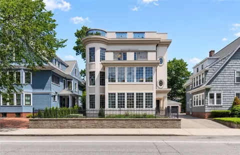 30 S Angell St #2, Providence, RI 02906