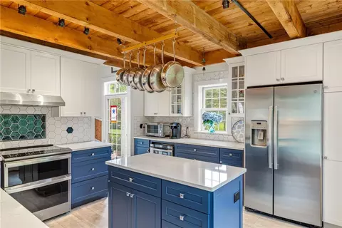 47 Peckham Rd, Little Compton, RI 02837 photo 7
