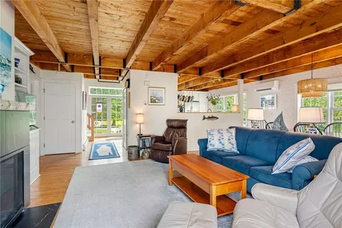 47 Peckham Rd, Little Compton, RI 02837 photo 16
