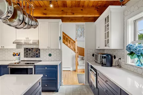 47 Peckham Rd, Little Compton, RI 02837 photo 9