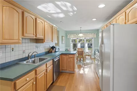 Kitchen - 22 Channel Vw #2, Warwick, RI 02889 photo 2 of 2