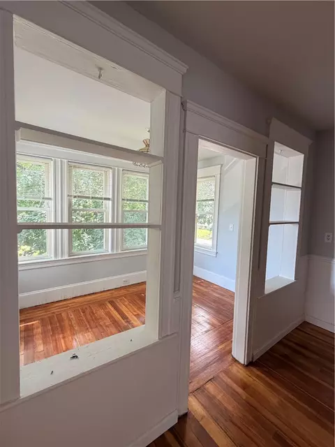Living - 34 Pelletier Ave, Woonsocket, RI 02895 photo 2 of 5