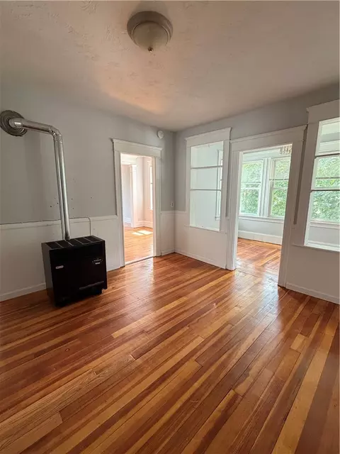 Living - 34 Pelletier Ave, Woonsocket, RI 02895 photo 3 of 5