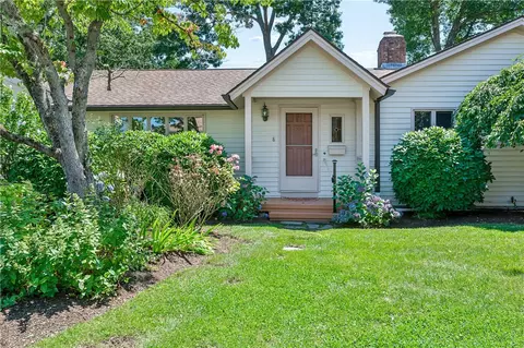 8 Conifer Drive Dr, North Providence, RI 02904