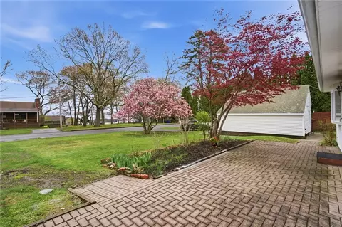 Exterior - 11 Cedar Dr, Bristol, RI 02809 photo 3 of 9