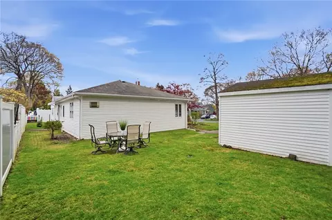 Exterior - 11 Cedar Dr, Bristol, RI 02809 photo 5 of 9