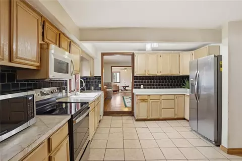 Kitchen - 11 Cedar Dr, Bristol, RI 02809 photo 1 of 3