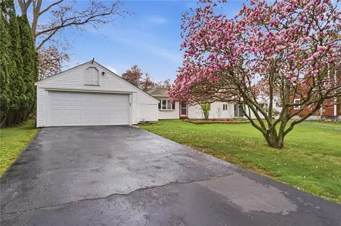 Exterior - 11 Cedar Dr, Bristol, RI 02809 photo 6 of 9