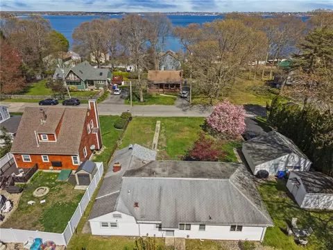 View/Area - 11 Cedar Dr, Bristol, RI 02809 photo 1 of 6