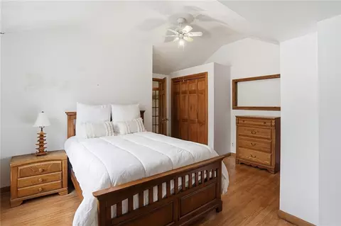 Bedroom - 11 Cedar Dr, Bristol, RI 02809 photo 1 of 5