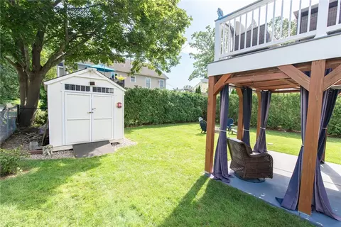 Exterior - 1289 Diamond Hill Rd, Woonsocket, RI 02895 photo 10 of 10