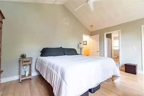 Bedroom - 1289 Diamond Hill Rd, Woonsocket, RI 02895 photo 1 of 4