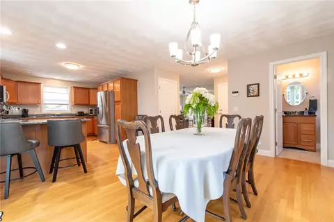Dining - 1289 Diamond Hill Rd, Woonsocket, RI 02895 photo 3 of 5