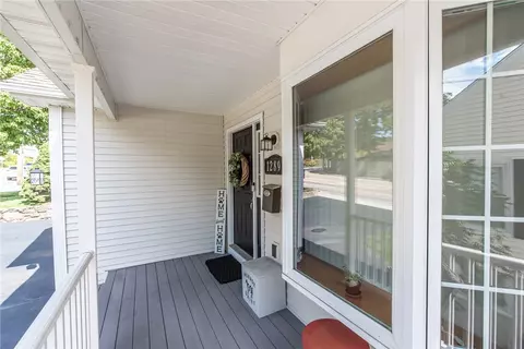 Exterior - 1289 Diamond Hill Rd, Woonsocket, RI 02895 photo 4 of 10