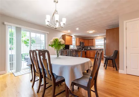 Dining - 1289 Diamond Hill Rd, Woonsocket, RI 02895 photo 2 of 5