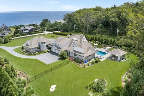 309 Ocean Rd, Narragansett, RI 02882