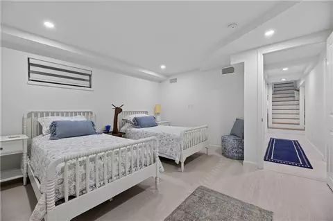 Bedroom - 19 Moonlight Dr, Westerly, RI 02891 photo 4 of 5