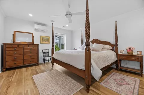 Bedroom - 19 Moonlight Dr, Westerly, RI 02891 photo 1 of 5
