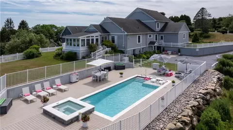Exterior - 19 Moonlight Dr, Westerly, RI 02891 photo 7 of 8