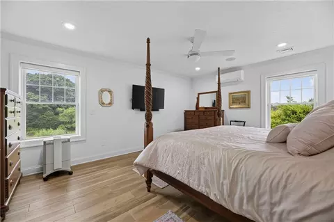 Bedroom - 19 Moonlight Dr, Westerly, RI 02891 photo 2 of 5