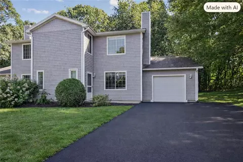 8 Cinnamon Ln, Narragansett, RI 02874