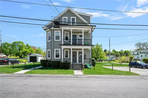 49 Emanuel St, North Providence, RI 02911