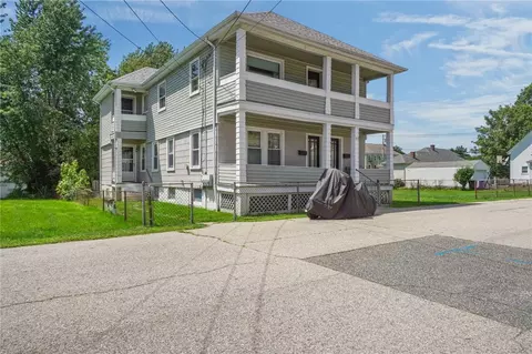Other - 46 E St, Bristol, RI 02809 photo 1 of 3