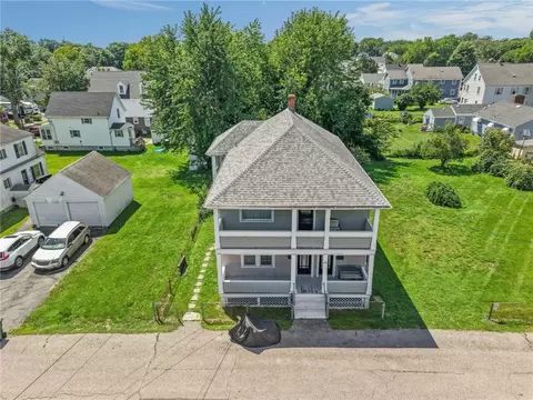 View/Area - 46 E St, Bristol, RI 02809 photo 6 of 10