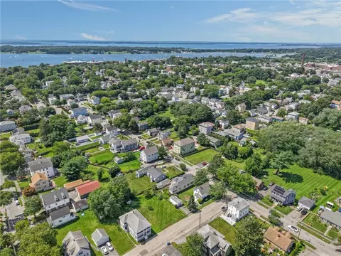 View/Area - 46 E St, Bristol, RI 02809 photo 8 of 10