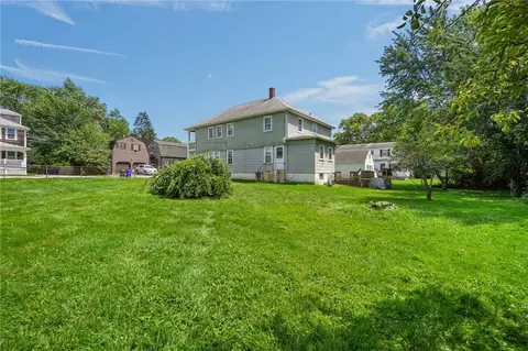 Exterior - 46 E St, Bristol, RI 02809 photo 9 of 10