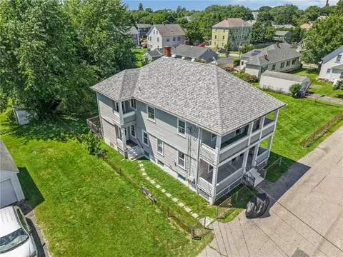 View/Area - 46 E St, Bristol, RI 02809 photo 5 of 10