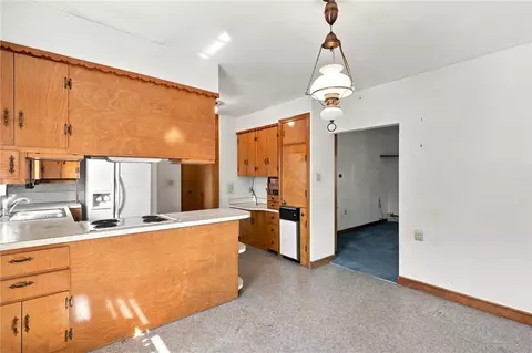 Kitchen - 46 E St, Bristol, RI 02809 photo 6 of 6