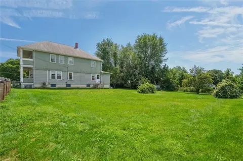 Exterior - 46 E St, Bristol, RI 02809 photo 10 of 10
